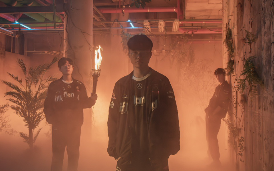 BLG翻盘TL，Tarzan送出助攻