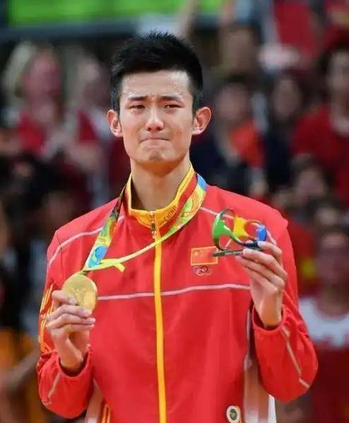 印尼羽毛球队绝杀中国羽毛球队，谌龙一己之力扛起全队