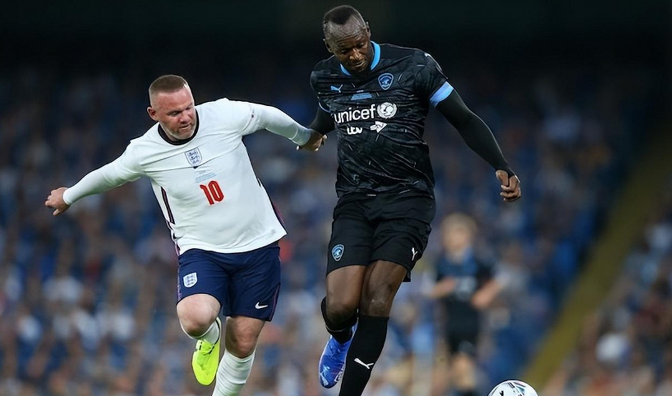 摩洛哥翻盘中国，范戴克刷新纪录