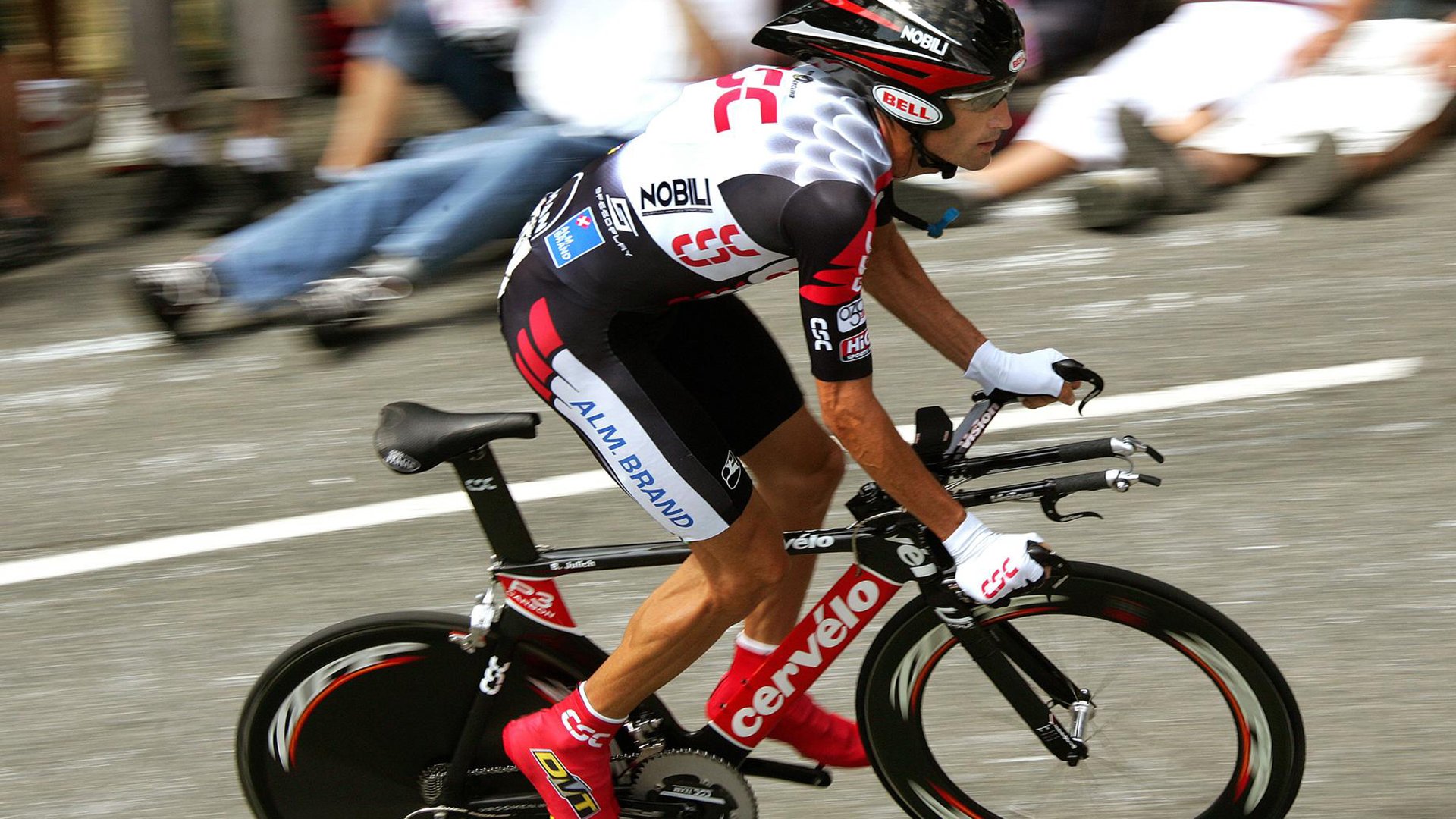 红土上的史诗，西西帕斯戴维斯杯完胜温网，刷新纪录重塑网球历史